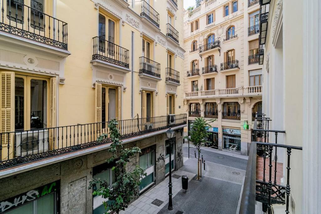 En Centro De Madrid, C/infantas 1-3 By Batuecas Apartment Madrid